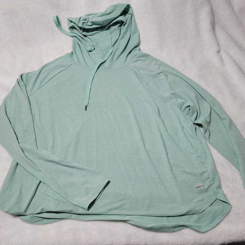 Athletic Works Light Green Activewear Top